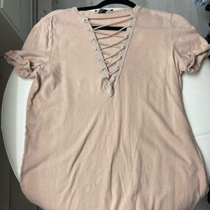 cute lace up t-shirt dress! 💓